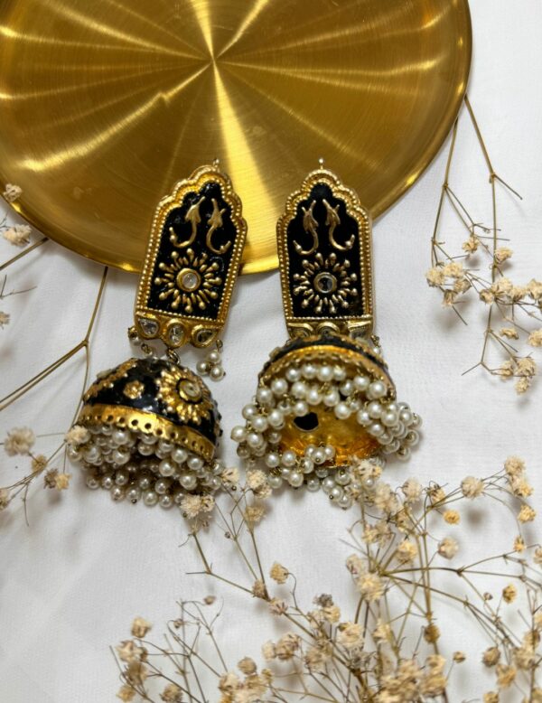 Naizhu Rhinestone Earrings