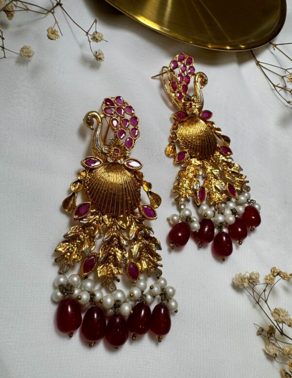 Naizhu Rhinestone Earrings - Image 4