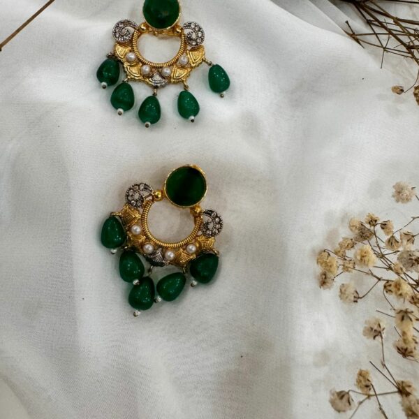 Naizhu Rhinestone Earrings - Image 3
