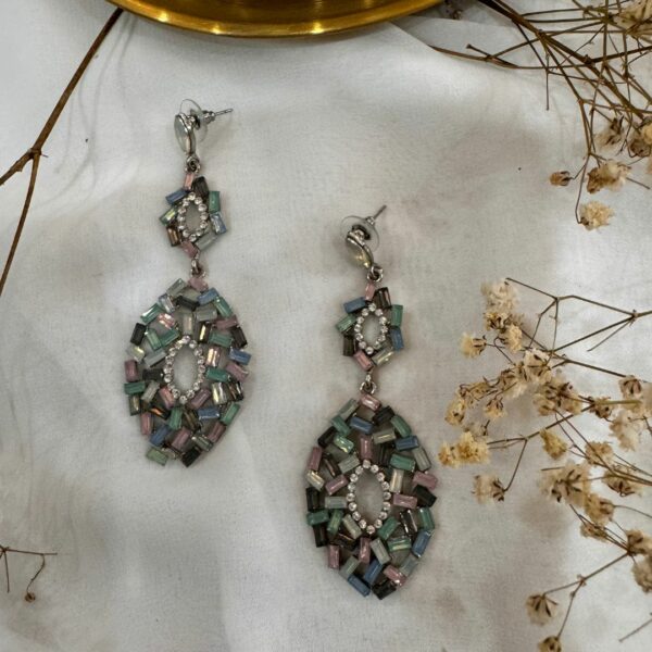 Naizhu Rhinestone Earrings - Image 5