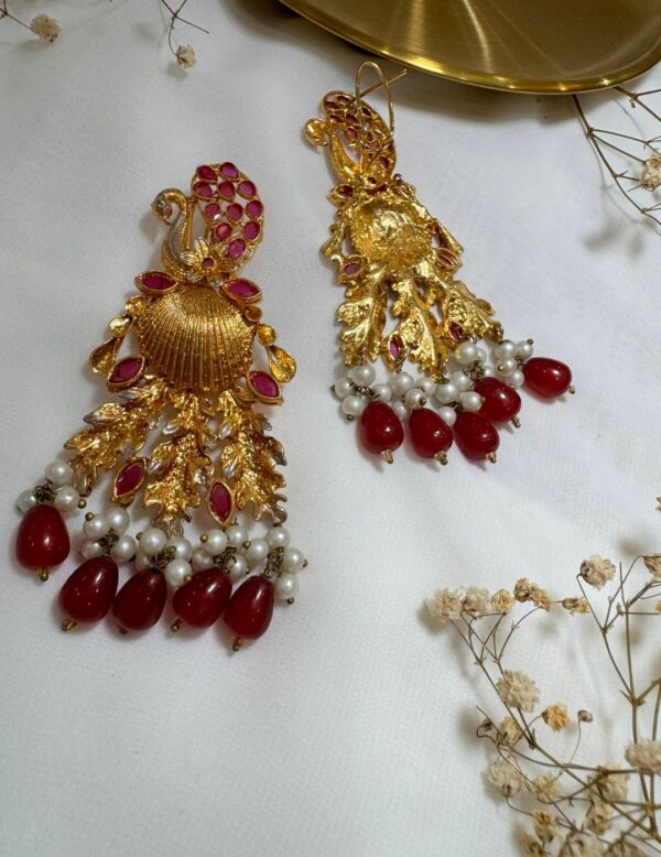 Naizhu Rhinestone Earrings - Image 6