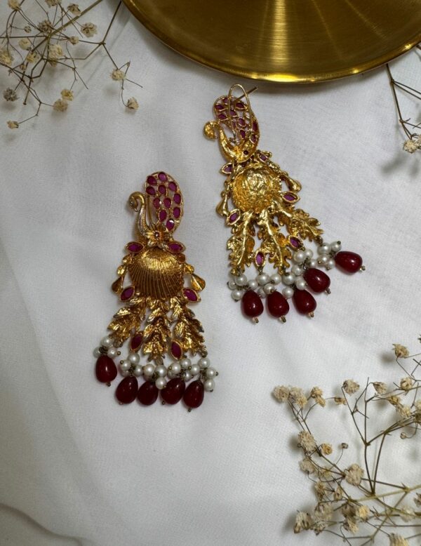 Naizhu Rhinestone Earrings