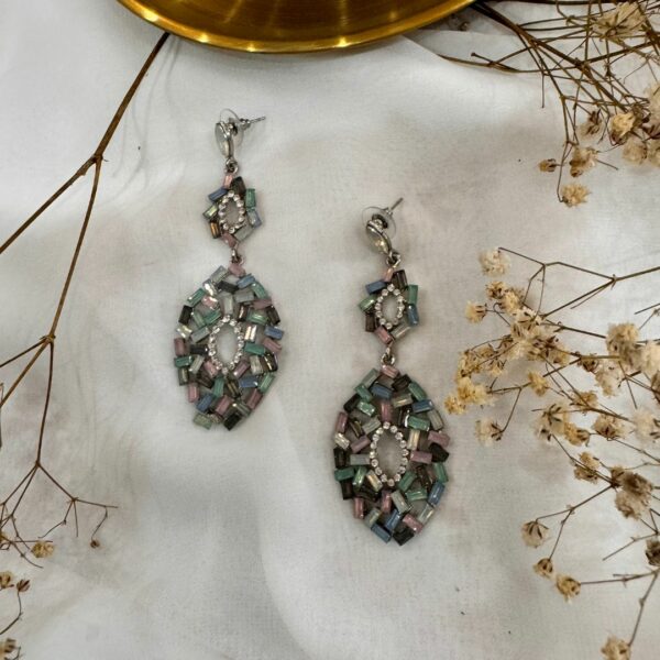 Naizhu Rhinestone Earrings - Image 6