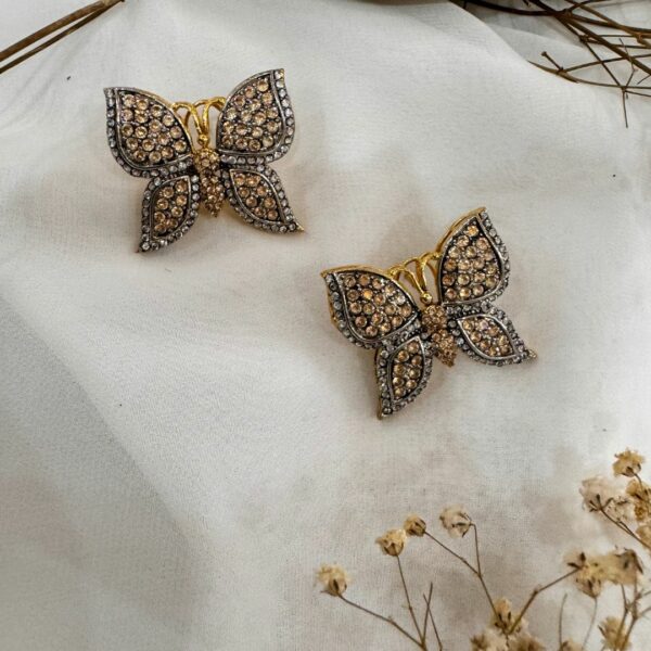 Naizhu Rhinestone Earrings - Image 2