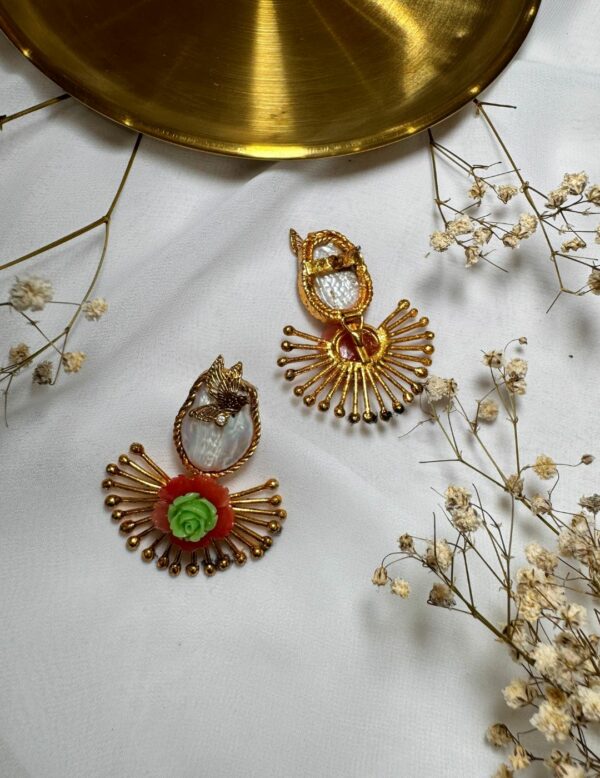 Naizhu Rhinestone Earrings - Image 6