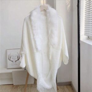 White shawl with thick collar Elegant Style